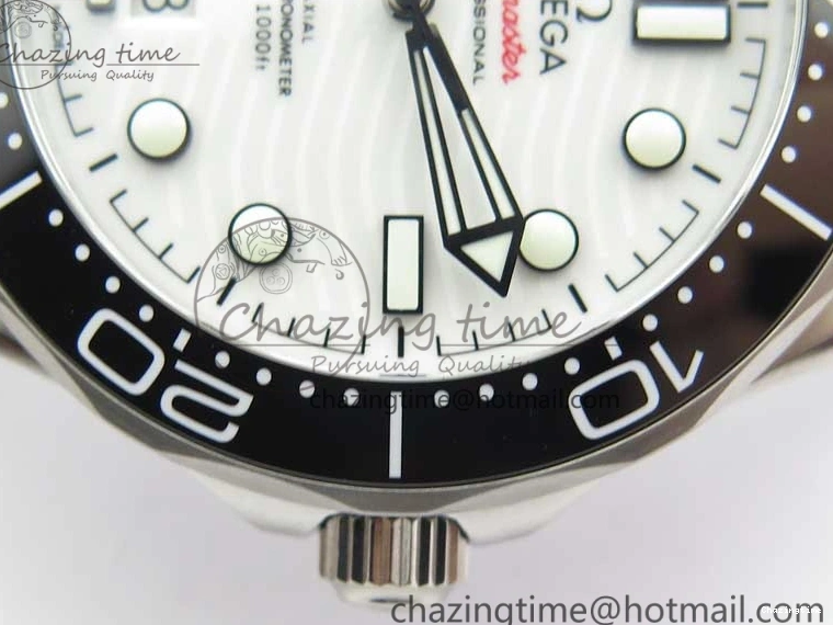 0410 2019 Seamaster Diver 300M OMF Best Edition Black Ceramic White Dial on Black Rubber Strap A WaterResistant 7938